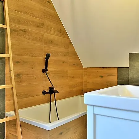 Casa vacanze Wyspa Zdarzen - Klimatyczny Dom W Sercu Natury!